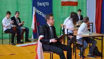 Było uroczyście i biało-czerwono