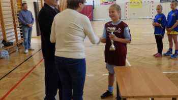 Piłkarki z Burkatu mistrzyniami powiatu