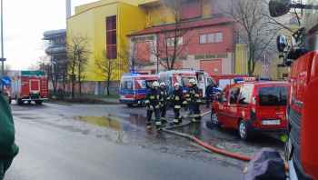 Huta szkła w płomieniach