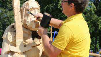 Rzeźby na dziedziniec Zamku