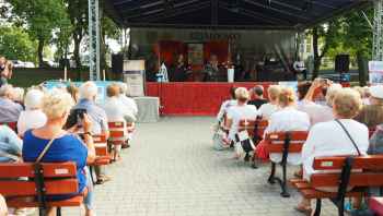 Ostatni Powiatowy Wieczór z Poezją z Magdaleną Wójcik i Elżbietą Karlsson