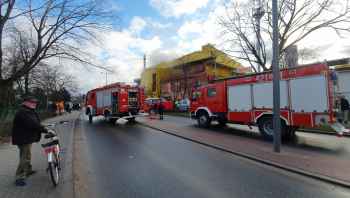 Huta szkła w płomieniach