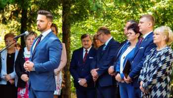 Uroczysty Apel Poległych w Lesie Białuckim