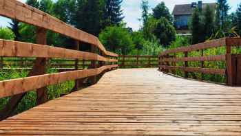 Deptak wokół jeziora w Rybnie został odebrany