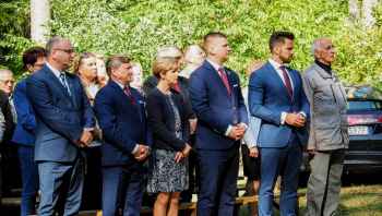 Uroczysty Apel Poległych w Lesie Białuckim