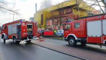 Huta szkła w płomieniach