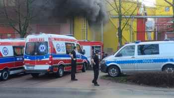 Huta szkła w płomieniach