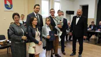 Kolejne stypendia naukowe wręczone