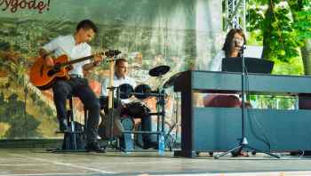 Czwarty Powiatowy Wieczór z Poezją z Jadwigą Jankowską – Cieślak