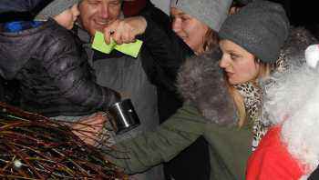 Magicznie rozświetliliśmy choinkę w Płośnicy