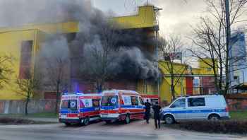 Huta szkła w płomieniach