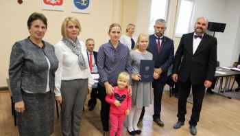 Kolejne stypendia naukowe wręczone