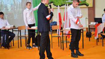 Było uroczyście i biało-czerwono