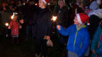 Magicznie rozświetliliśmy choinkę w Płośnicy