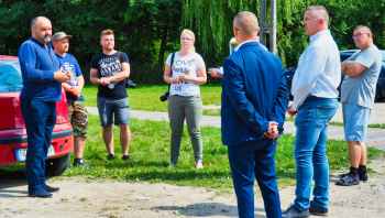 Deptak wokół jeziora w Rybnie został odebrany