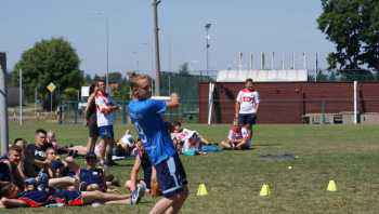 Młodzież wskrzesza palanta 