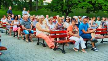 Czwarty Powiatowy Wieczór z Poezją z Jadwigą Jankowską – Cieślak