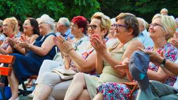 Czwarty Powiatowy Wieczór z Poezją z Jadwigą Jankowską – Cieślak
