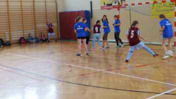 Piłkarki z Burkatu mistrzyniami powiatu