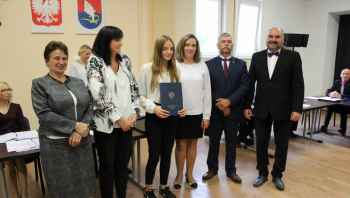 Kolejne stypendia naukowe wręczone