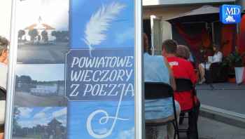 Czwarty Powiatowy Wieczór z poezją. Wojciech Brzeziński i Magdalena Cejman