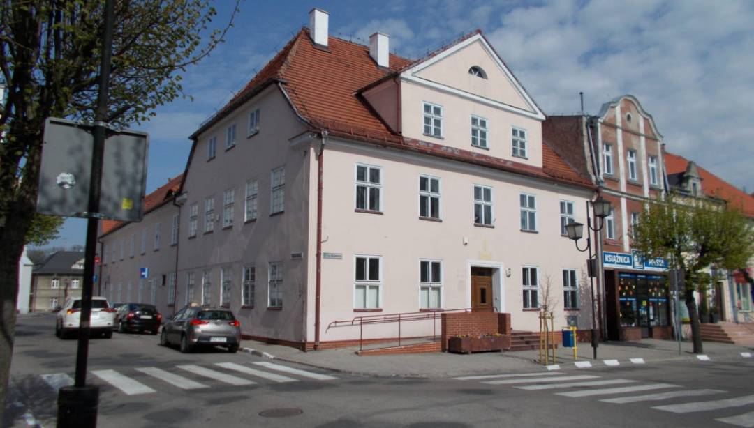 Budynek byłego Urzędu Skarbowego znów pod młotek