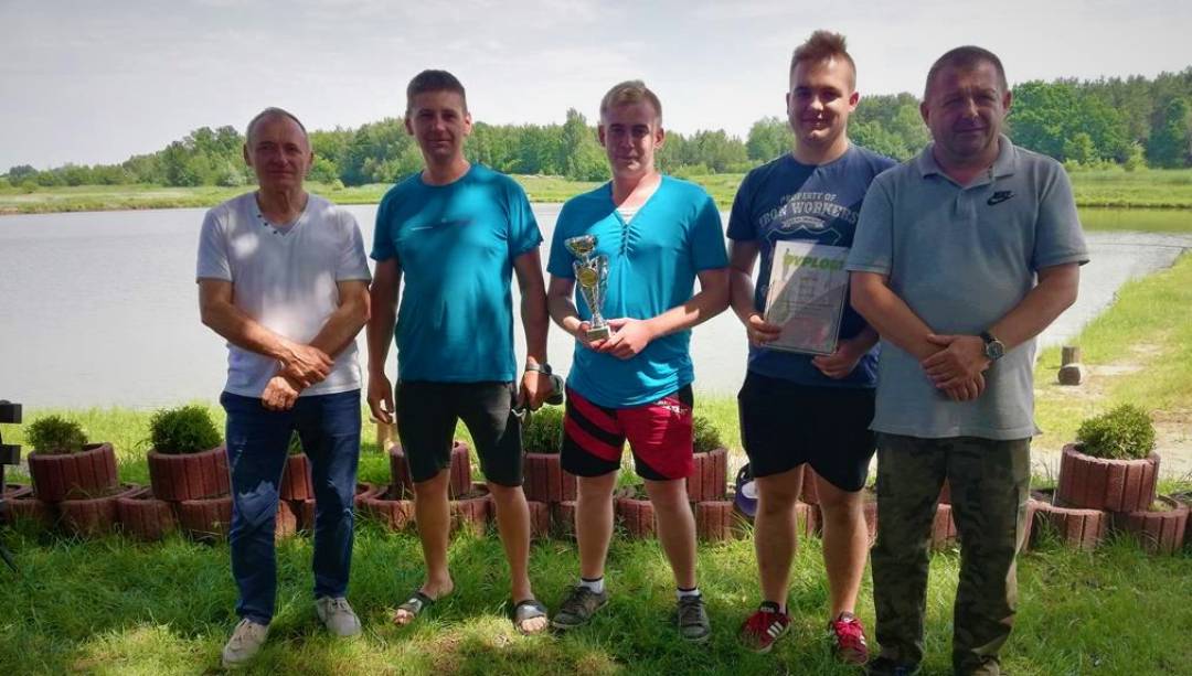 Wędkarze z Rutkowic najlepszą drużyną. (Fot. UG Płośnica)