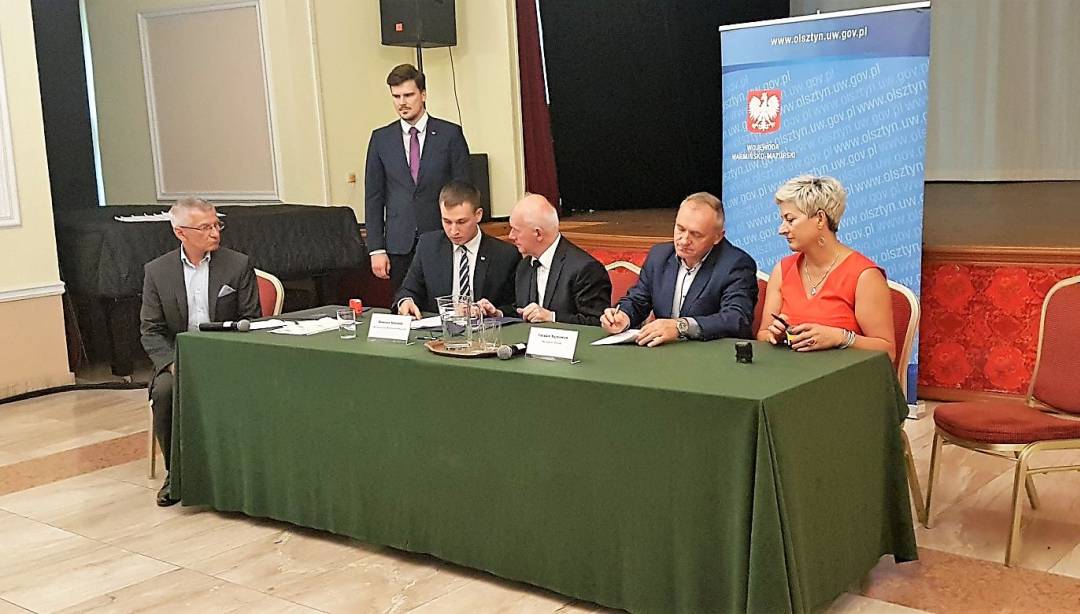 Umowa na przebudowę drogi w Małym Łęcku podpisana. (Fot. UG Płośnica)