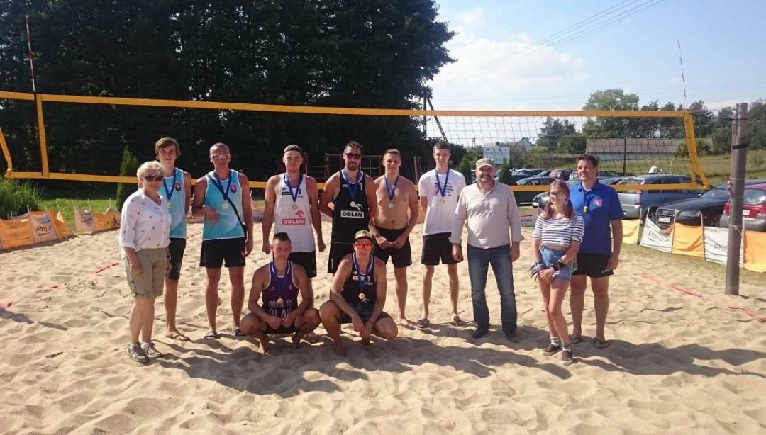Turniej piłki plażowej z okazji Dni Rybna 2018. (Fot. SK)
