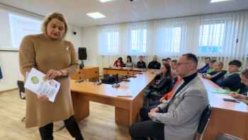 Biała wstążka - kampania przeciw przemocy wobec kobiet