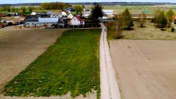 Wewnętrzna droga w Płośnicy do remontu