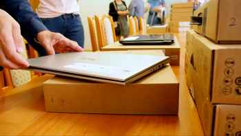 Szkoły w Gminie Płośnica otrzymały kolejne laptopy