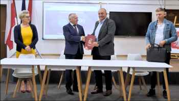 Umowa na budowę świetlicy podpisana