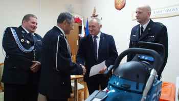 Nowy sprzęt dla strażaków z OSP w Płośnicy