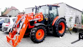 Płośnica z nowym sprzętem do obsługi komunalnej