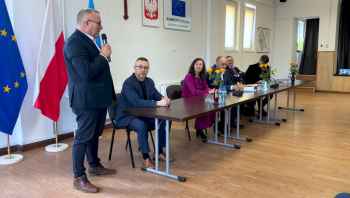 Kurator Oświaty spotkała się z uczniami i nauczycielami