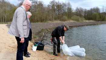 Działdowski zbiornik retencyjny już po pierwszym zarybianiu