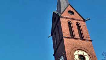 Kiedy doczekamy się podświetlenia Kościoła? [FILM]