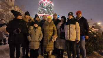 Choinka rozświetlona!