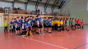 Zagrali w piłkę w turnieju Jerzego Smolicza