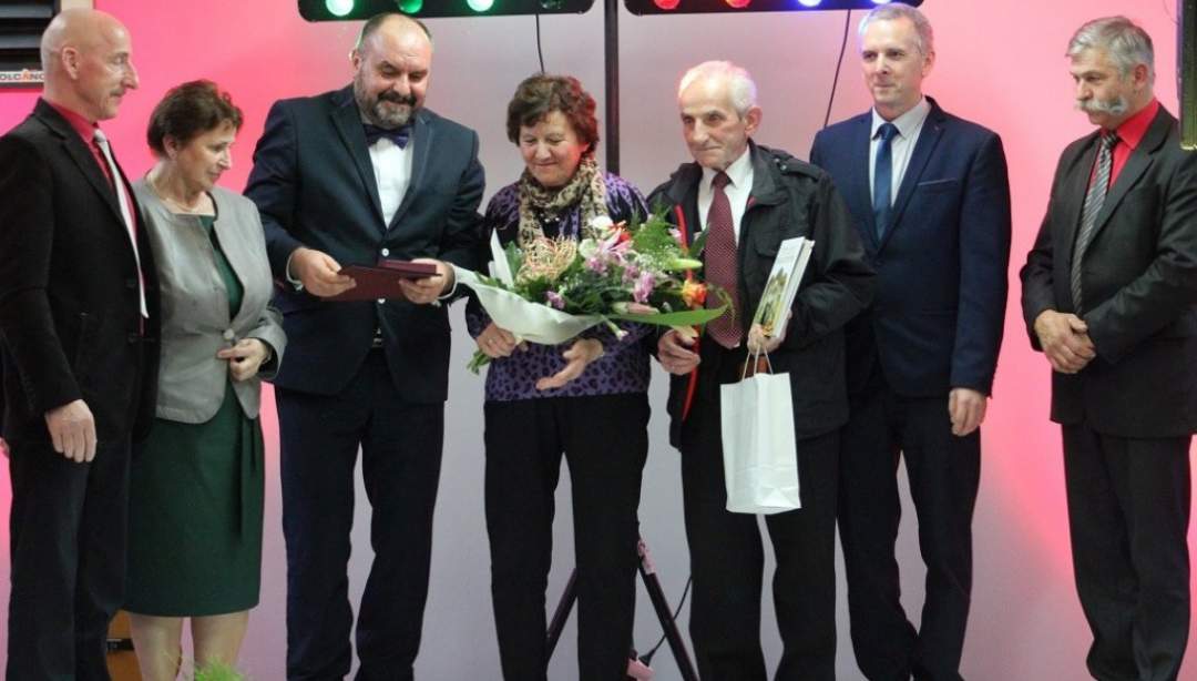 W sobotę, 28 października o godz. 17.00, w Centrum Kultury - Biblioteka w Rybnie odbyło się uroczyste spotkanie par małżeńskich obchodzących Jubileusz 50-lecia i 60-lecia pożycia małżeńskiego.