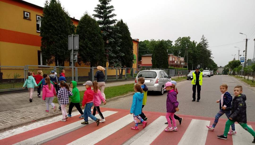Akcja policji - przedszkolak na jednośladzie. (Fot. KPP)
