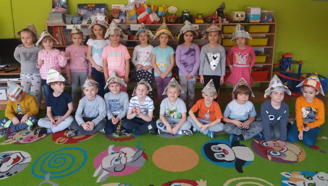 Bajki uczą życia – w świecie emocji i uczuć dzieci w wieku przedszkolnym. (Fot. Archiwum przedszkola)