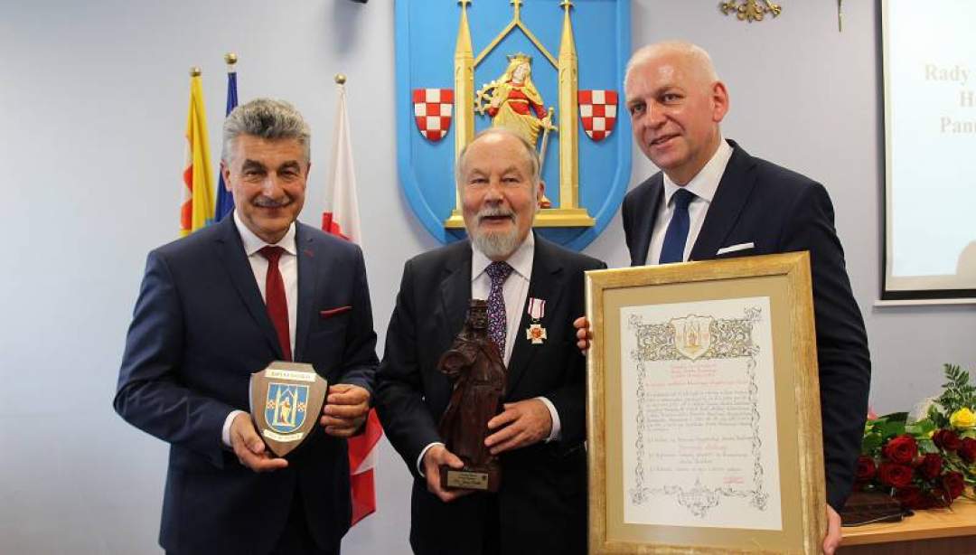 Janusz Małłek honorowym obywatelem miasta. (Fot. UM)