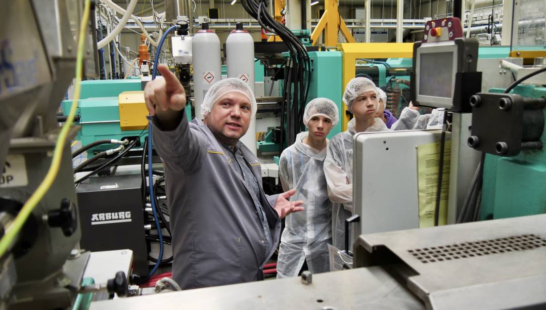 Młodzież poznawała HEINZ-GLAS Polska