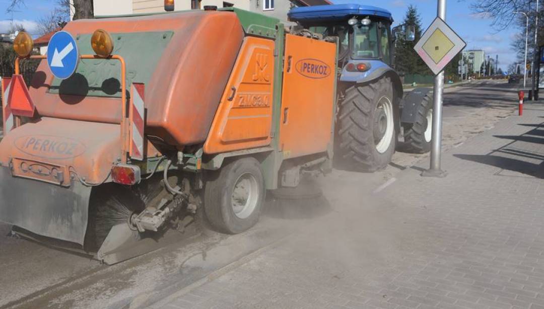 Ruszyło wielkie sprzątanie Działdowa. (Fot. Karol Wrombel)