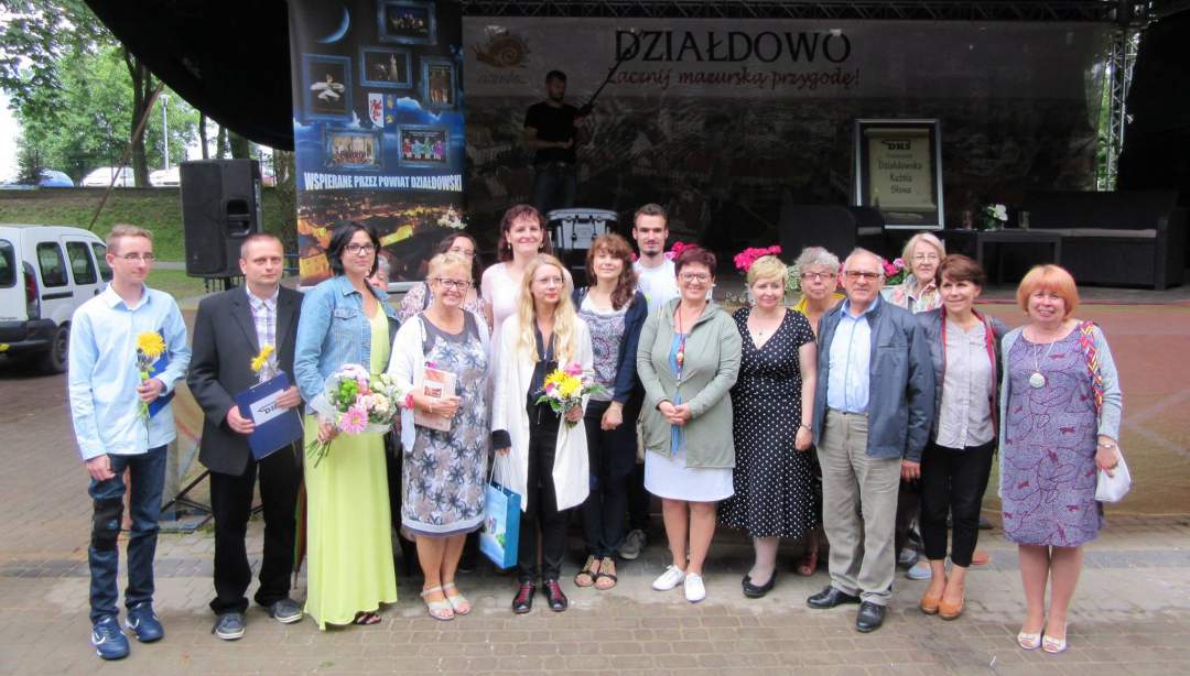 25 lipca rozpoczęły się tegoroczne Powiatowe Wieczory z Poezją. Ta znana już mieszkańcom Powiatu cykliczna impreza kulturalna jest finansowana przez Powiat Działdowski. (Fot. JS) 