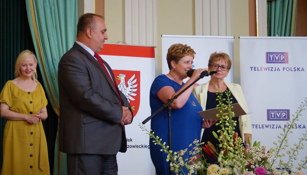 W Zamku Królewskim odebrali prestiżowe wyróżnienie dla naszych poetów. (Fot. SDKS)