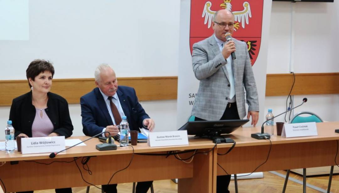 Spotkanie konsultacyjne ws. strategii rozwoju społeczno-gospodarczego naszego województwa. (Fot. Piotr Utrata)