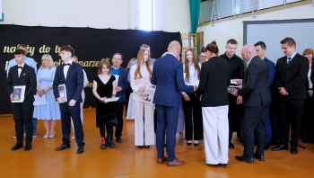 Pożegnanie klas maturalnych w ZS nr 1 w Działdowie